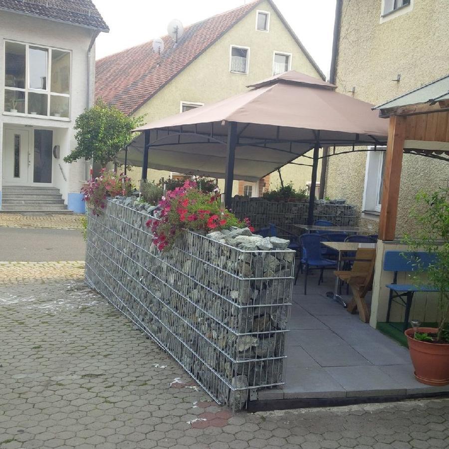 Gasthof Zum Burgkrug Leuchtenberg Exterior foto
